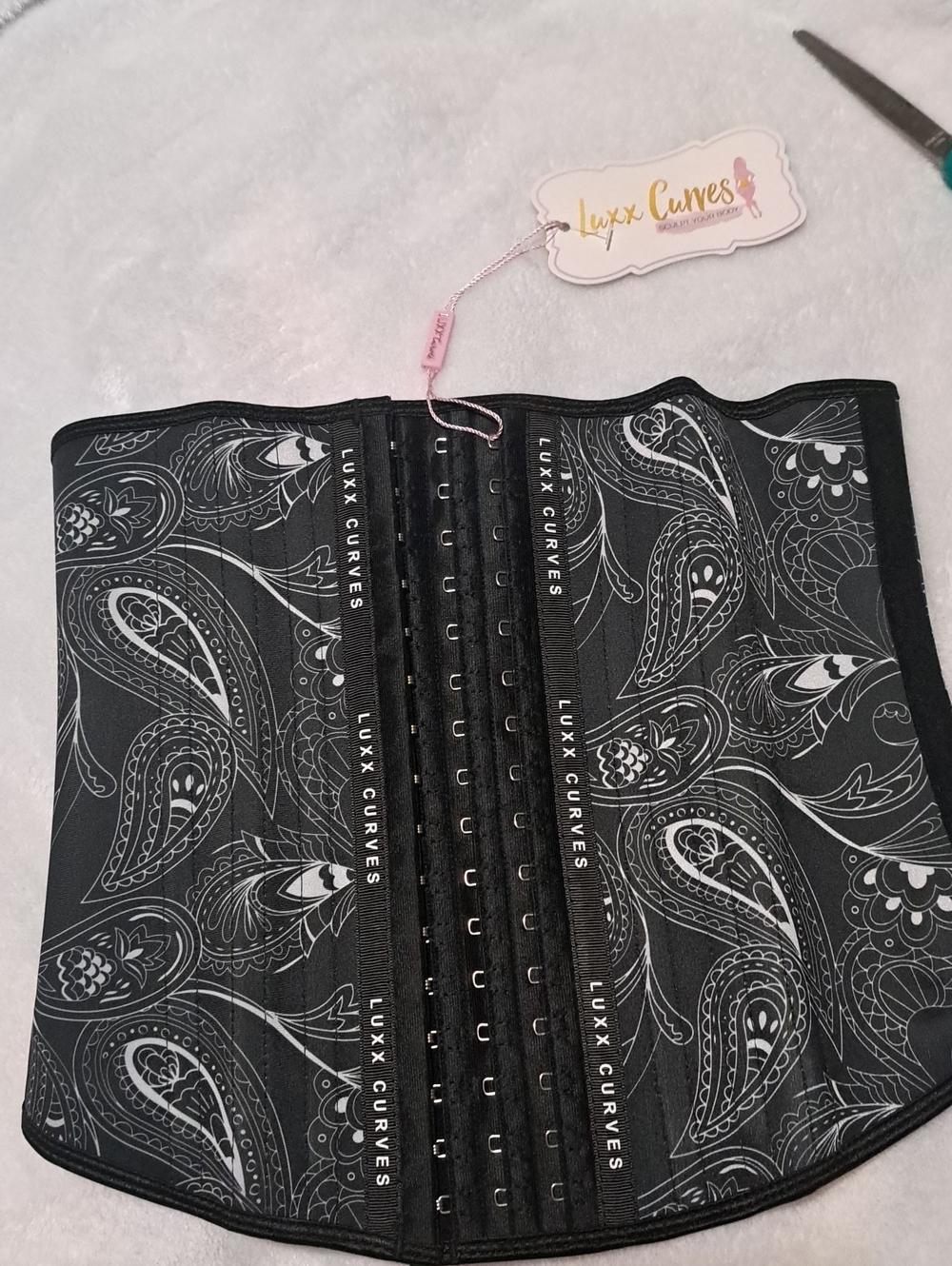 Luxx Curves Black Paisley Waist Trainer